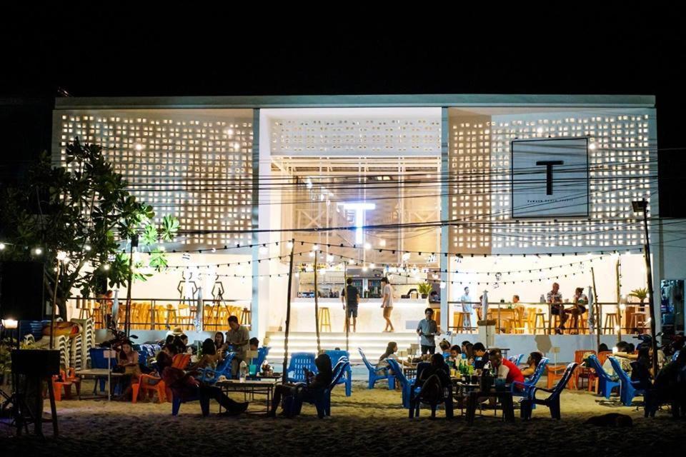 Tawaen Beach Resort Ko Lan Exterior foto